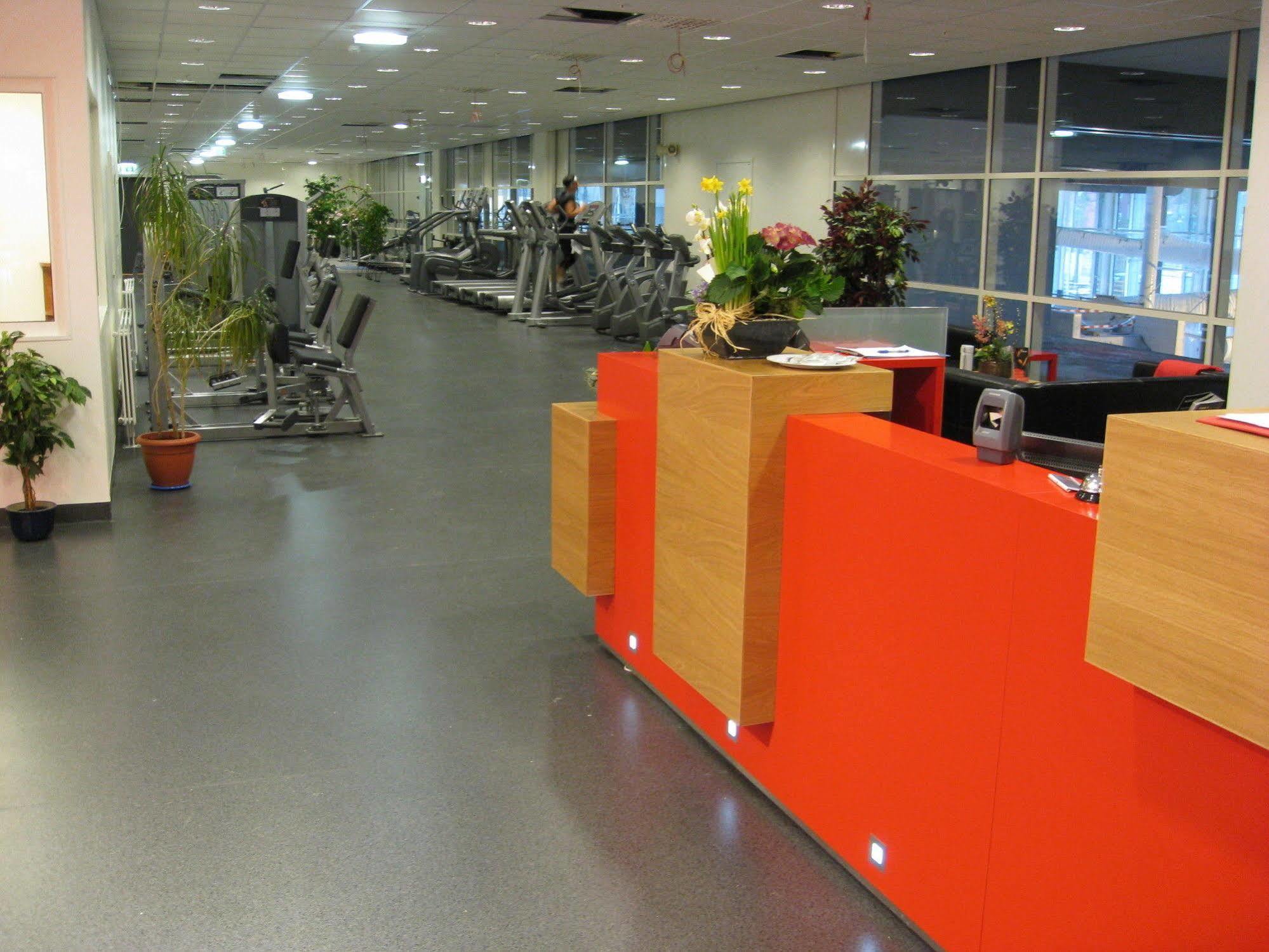 Hotell Fritidsparken Шиен Екстериор снимка